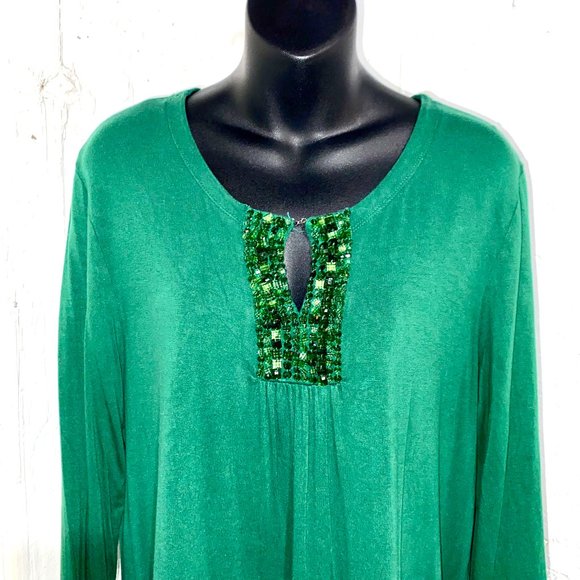 White Stag Emerald Green Blouse with Sequin Bust (L/G 12-14) - Picture 2 of 7